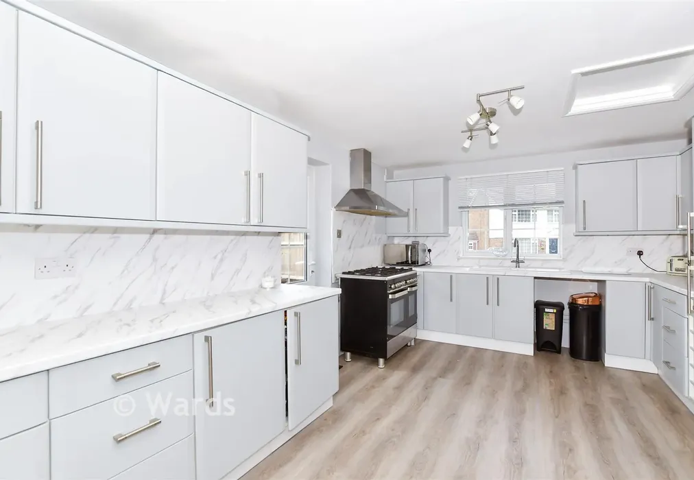 Kitchen - Dane Court, Coxheath, Maidstone, Kent - Wards of Kent