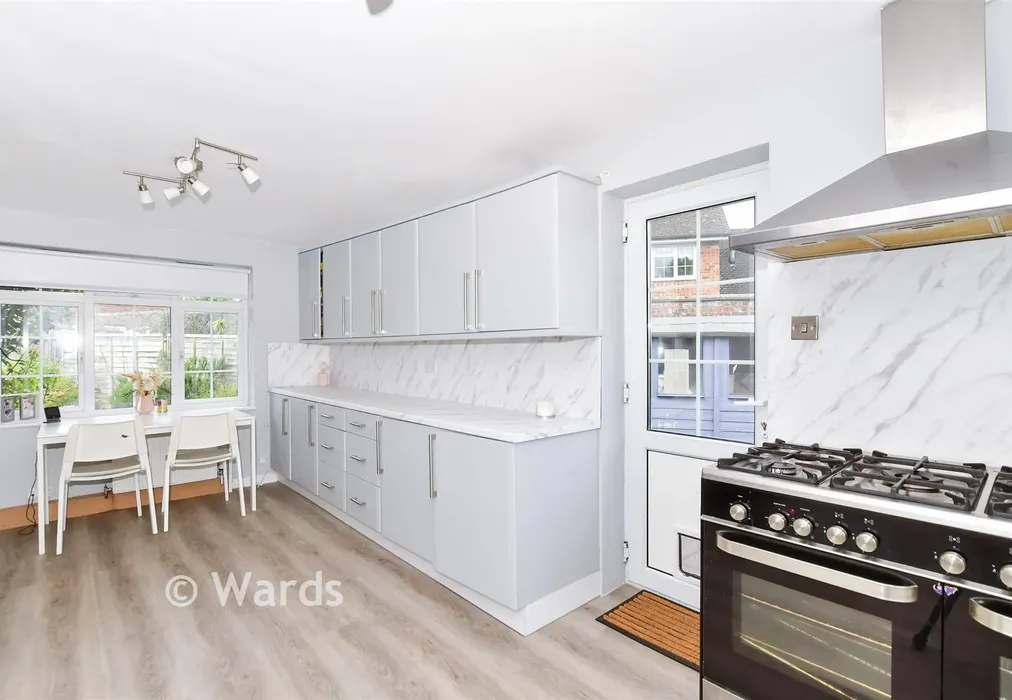 Kitchen - Dane Court, Coxheath, Maidstone, Kent - Wards of Kent