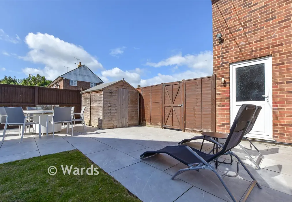 Patio / Decking - Greenside, High Halden, Ashford, Kent - Wards of Kent