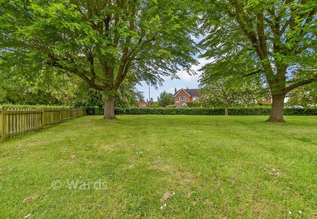 Views To Front - Greenside, High Halden, Ashford, Kent - Wards of Kent