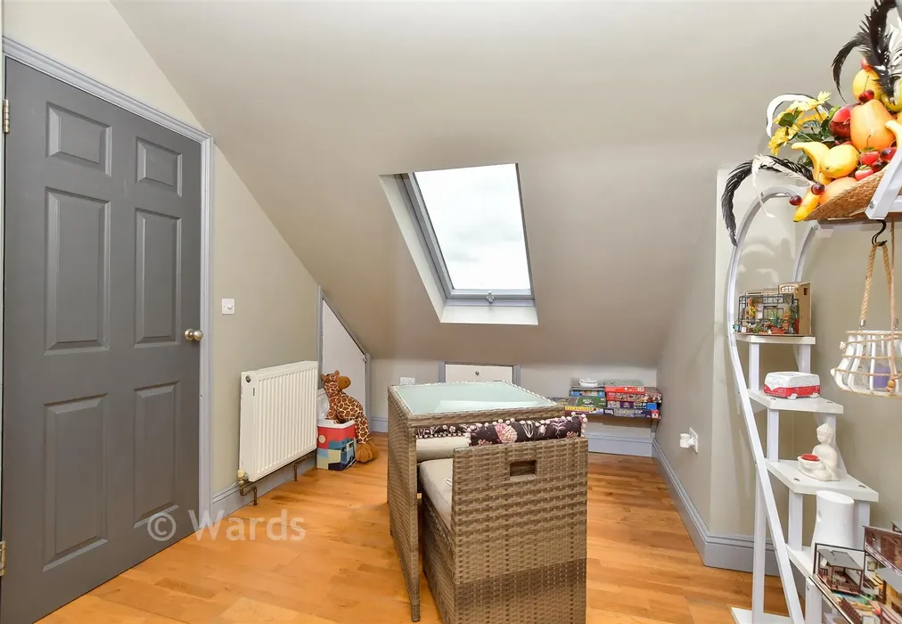 Bedroom 1 - Rainham Road, Chatham, Kent - Wards of Kent