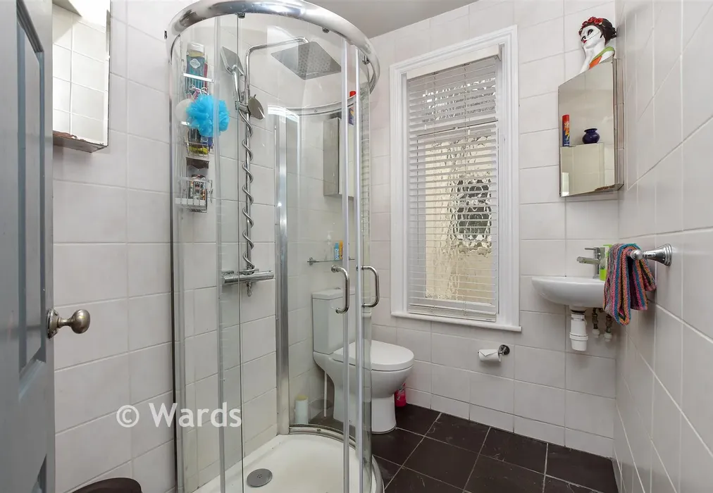 Shower Room - Rainham Road, Chatham, Kent - Wards of Kent