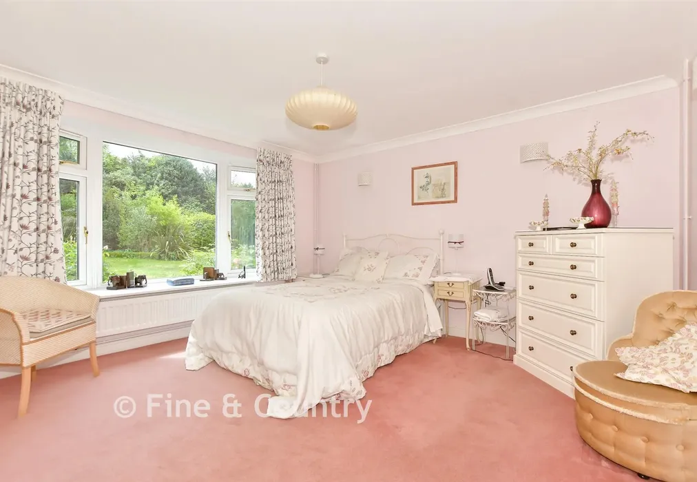 Bedroom 2 - Hill Avenue, Shepherdswell, Kent - Wards of Kent