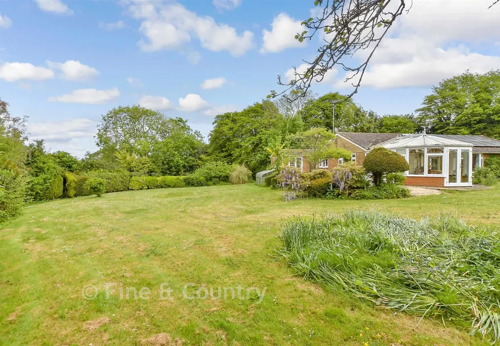 Rear Garden - Hill Avenue, Shepherdswell, Kent - Wards of Kent