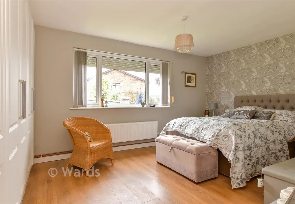Bedroom 1 - Minster Drive, Minster-On-Sea, Sheerness, Kent - Wards of Kent