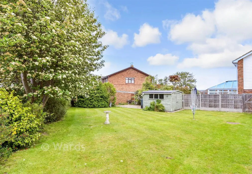 Rear Garden - Minster Drive, Minster-On-Sea, Sheerness, Kent - Wards of Kent
