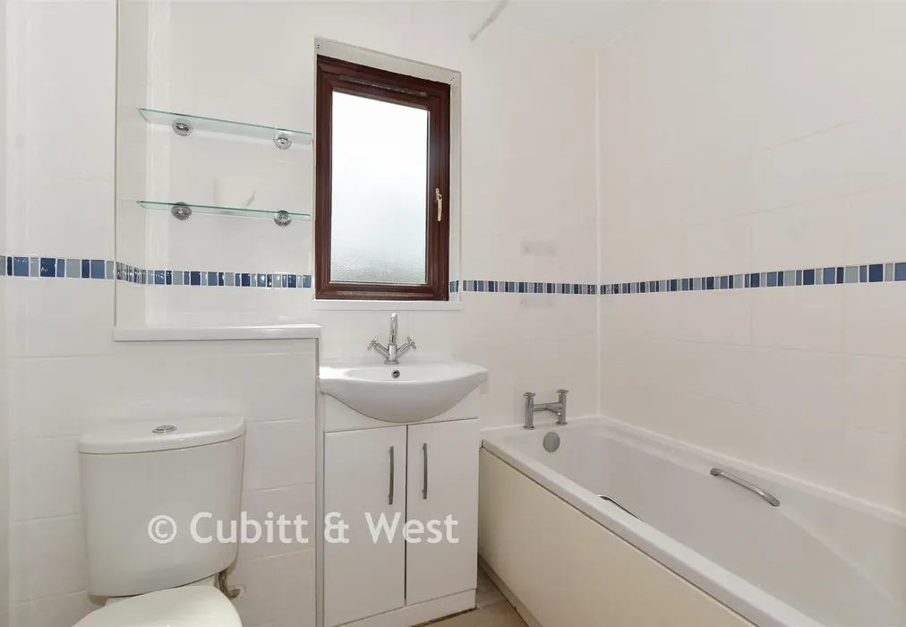 Bathroom - Galahad Road, Ifield, Crawley, West Sussex - Wards of Kent
