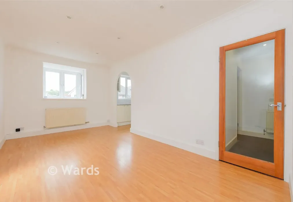 Lounge - Brissenden Close, Upnor, Kent - Wards of Kent