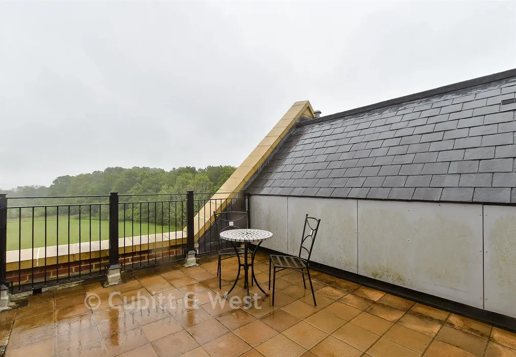 Terrace - Little Trodgers Lane, Mayfield, East Sussex - Wards of Kent