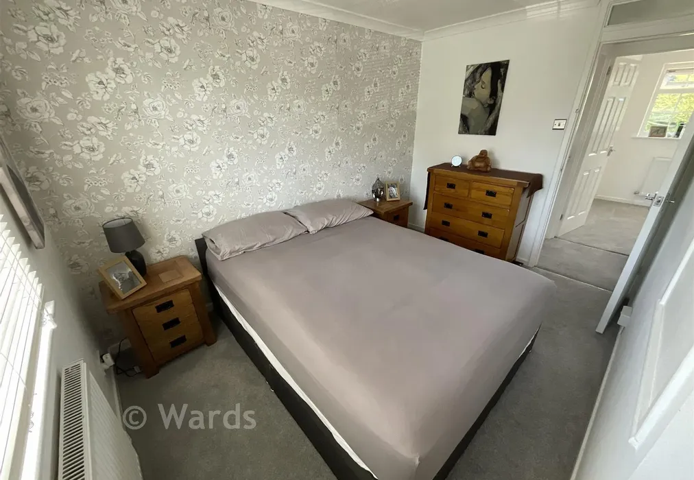 Bedroom 1 - Baywell, Leybourne, Kent - Wards of Kent