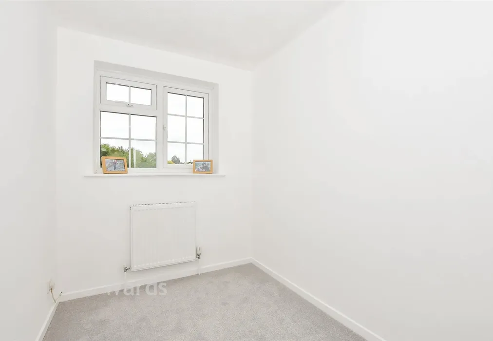 Bedroom 2 - Baywell, Leybourne, Kent - Wards of Kent