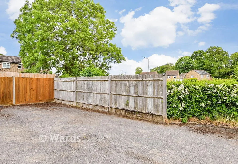 Driveway/Parking - Baywell, Leybourne, Kent - Wards of Kent