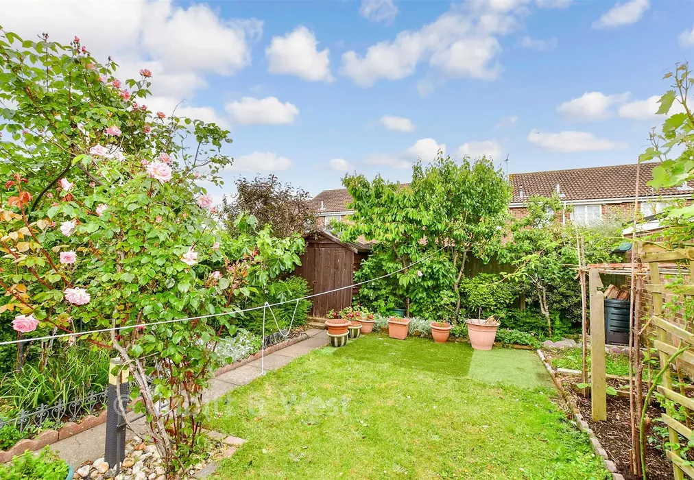 Rear Garden - Marlborough Close, Chichester, West Sussex - Wards of Kent