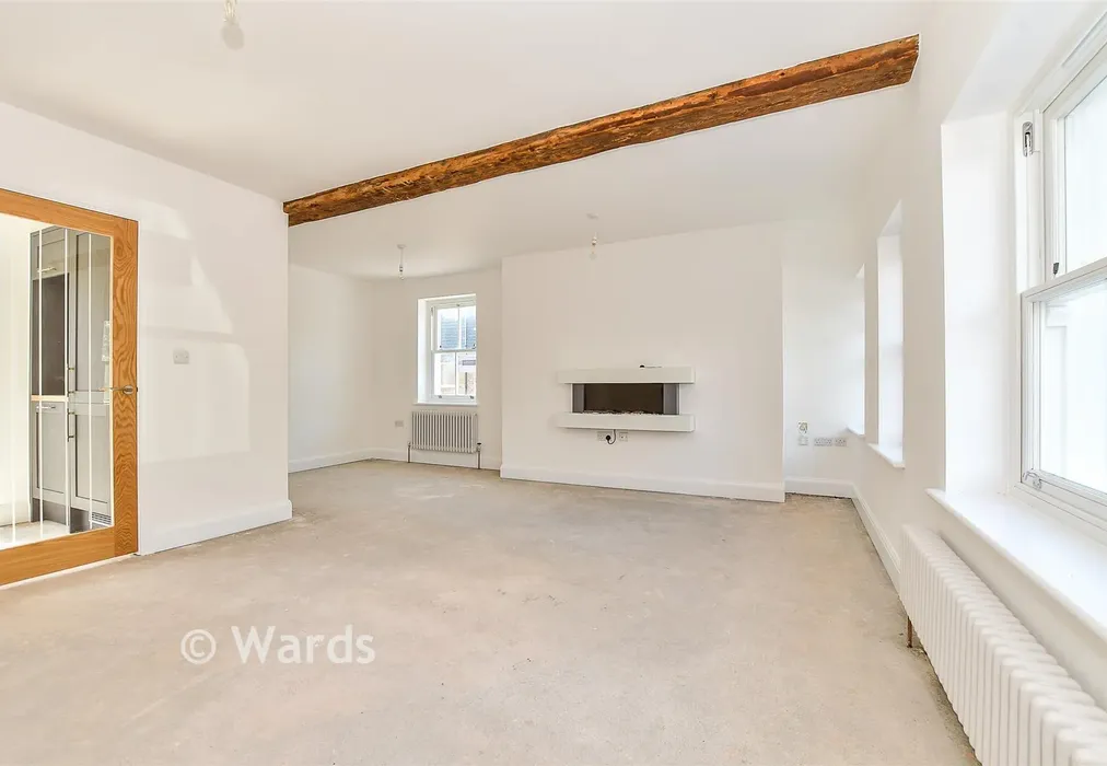 Lounge - Park Street, Lydd, Kent - Wards of Kent