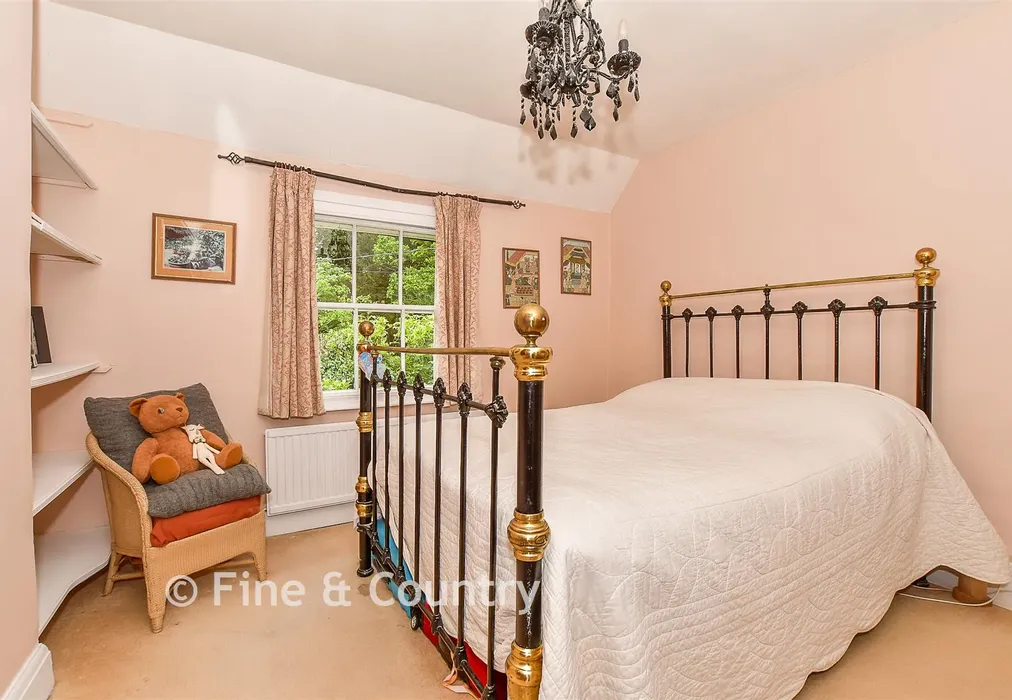 Bedroom 2 - Old Forge Lane, Horney Common, Uckfield, East Sussex - Wards of Kent