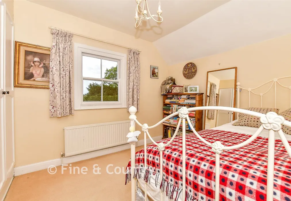 Bedroom 3 - Old Forge Lane, Horney Common, Uckfield, East Sussex - Wards of Kent
