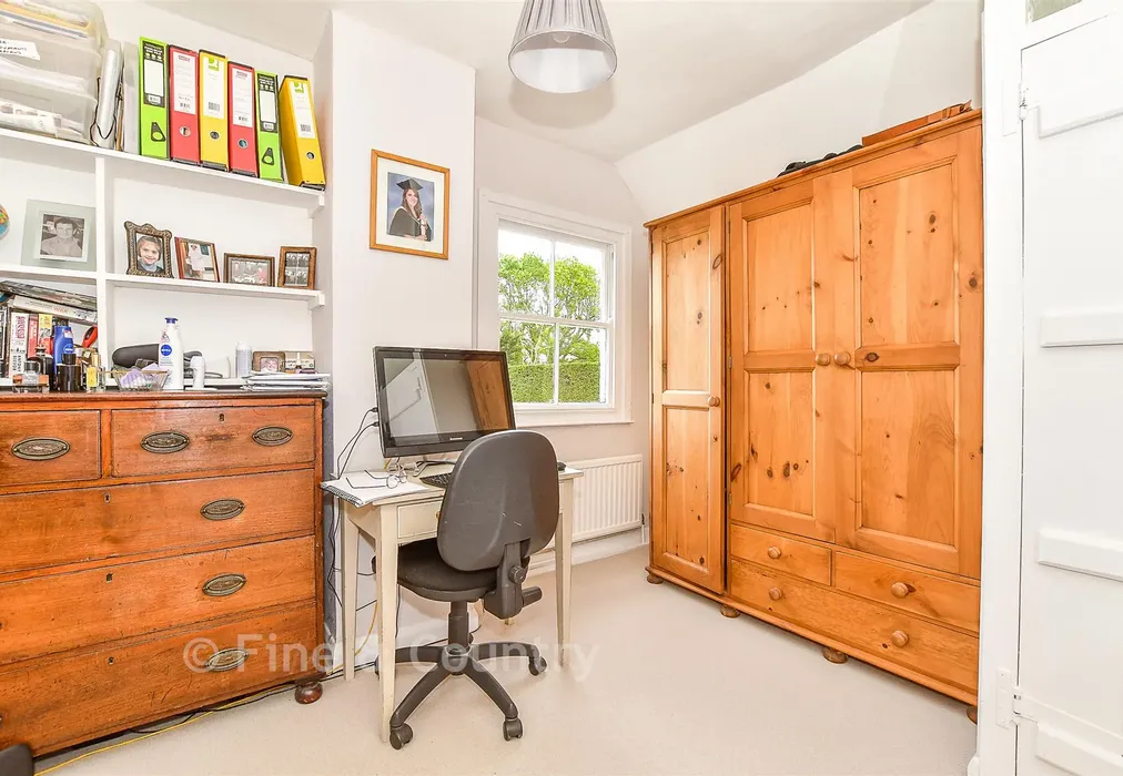 Bedroom 4 - Old Forge Lane, Horney Common, Uckfield, East Sussex - Wards of Kent