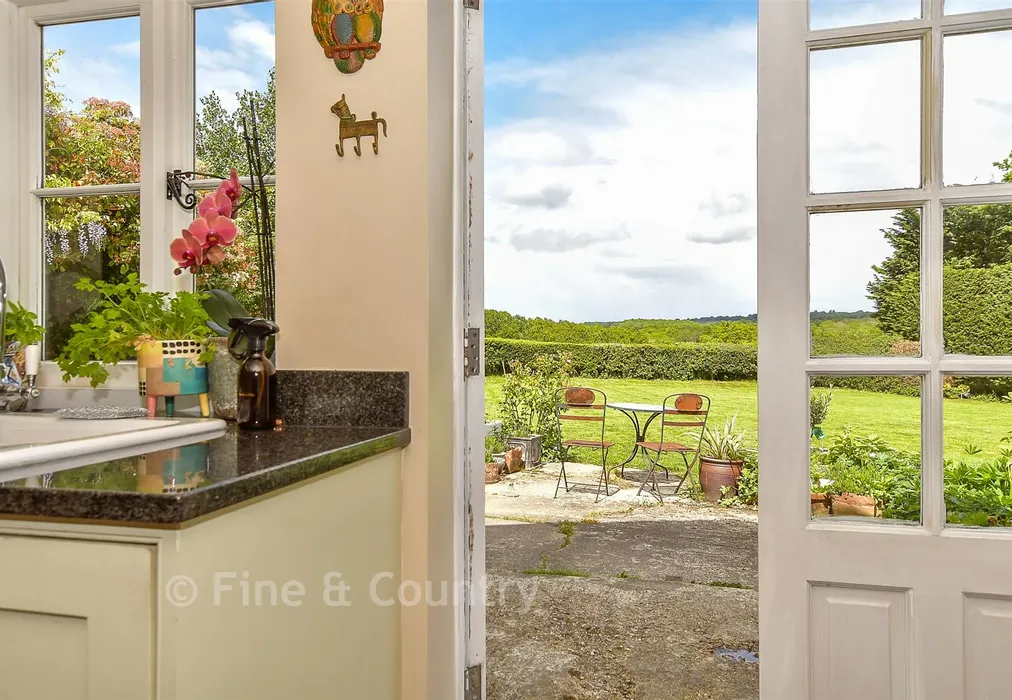Internal Lifestyle Photograph - Old Forge Lane, Horney Common, Uckfield, East Sussex - Wards of Kent