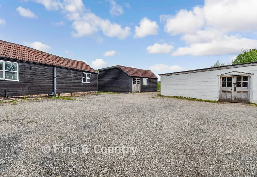 Driveway/Parking - Old Forge Lane, Horney Common, Uckfield, East Sussex - Wards of Kent