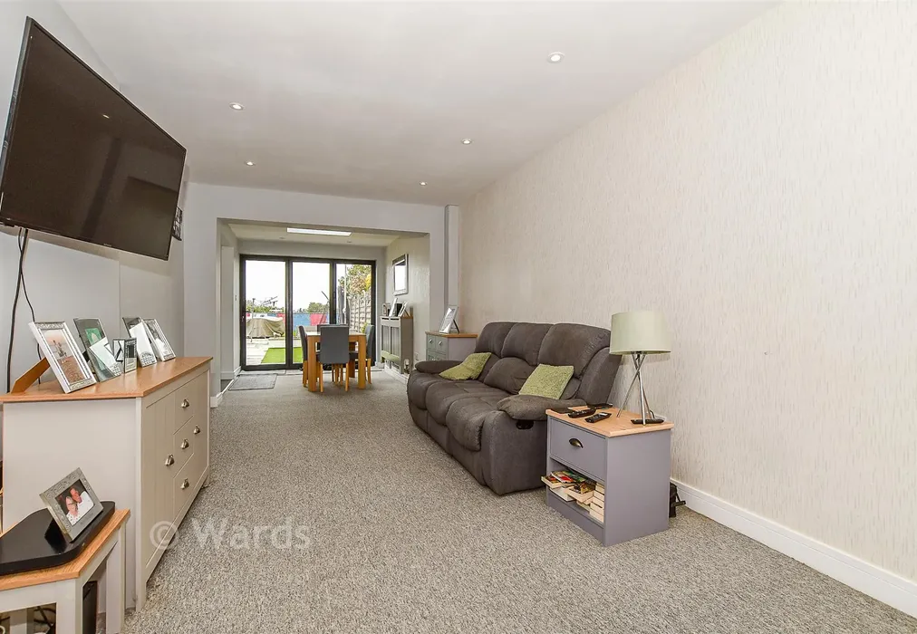 Lounge - Merritt Road, Greatstone, New Romney, Kent - Wards of Kent