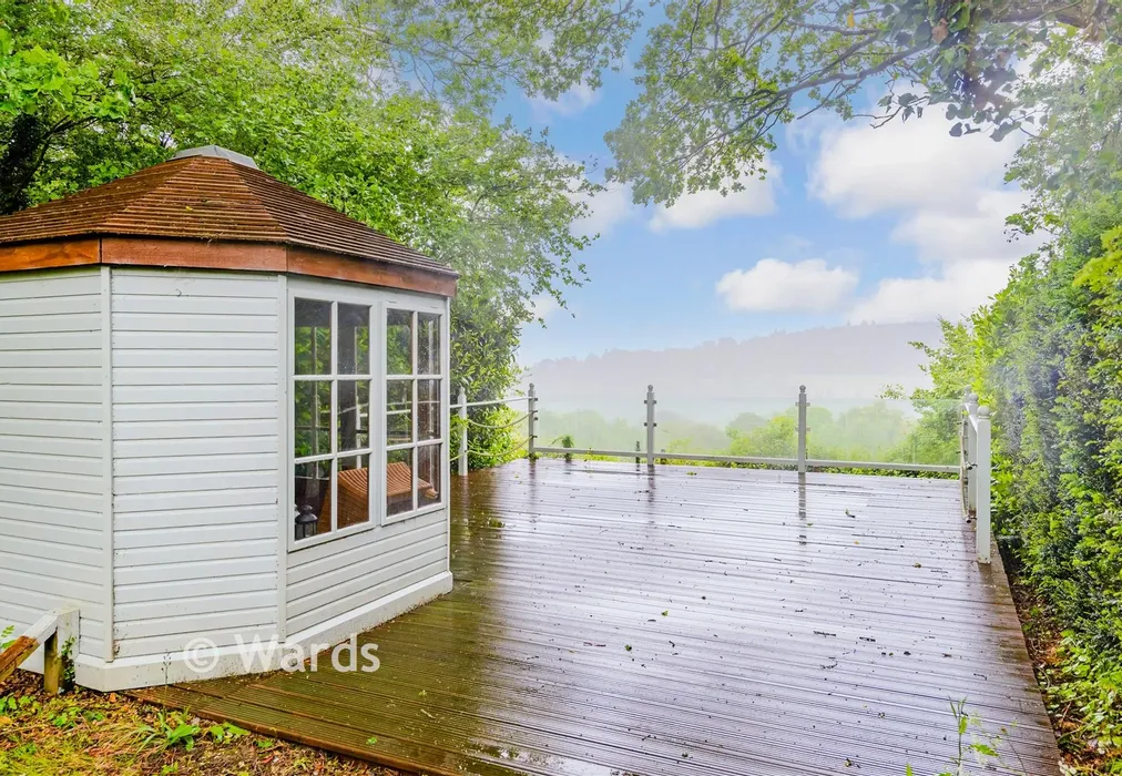 Patio / Decking - Cockerhurst Road, Shoreham, Kent - Wards of Kent