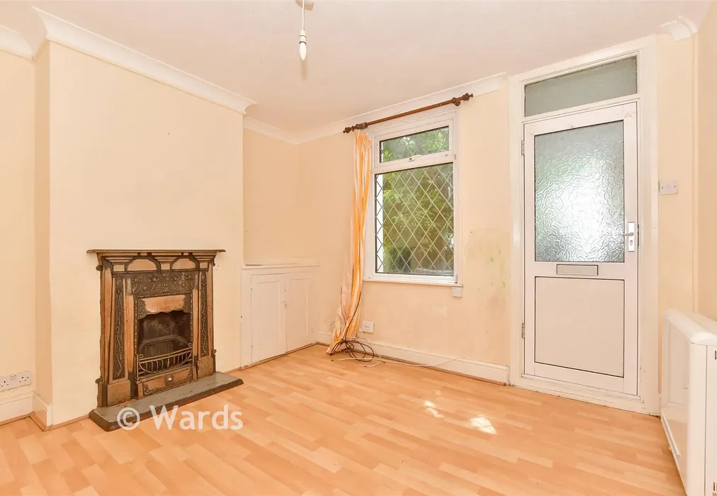 Lounge - Whitfeld Road, Ashford, Kent - Wards of Kent