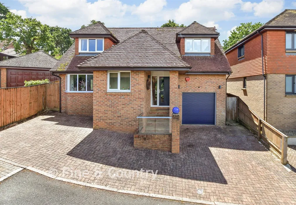 Front Elevation - Egypt Copse, Cowes, Isle of Wight - Wards of Kent