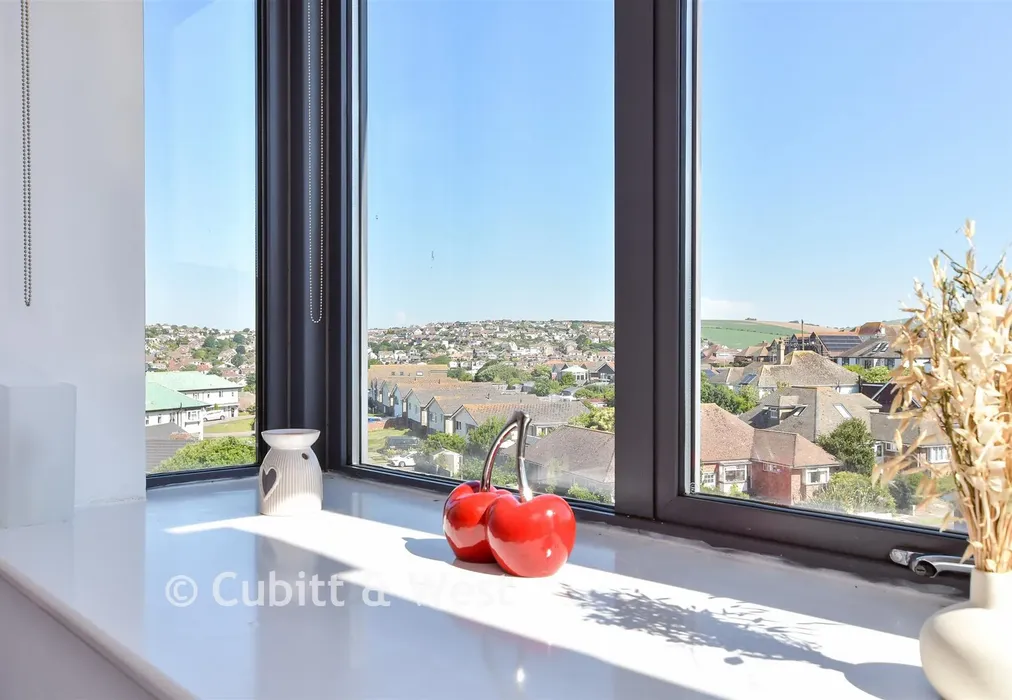 Internal Lifestyle Photograph - Suez Way, Brighton, East Sussex - Wards of Kent
