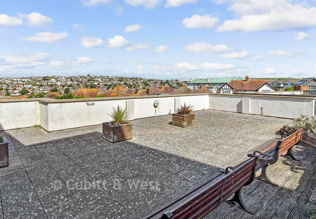 Communal Gardens - Suez Way, Brighton, East Sussex - Wards of Kent