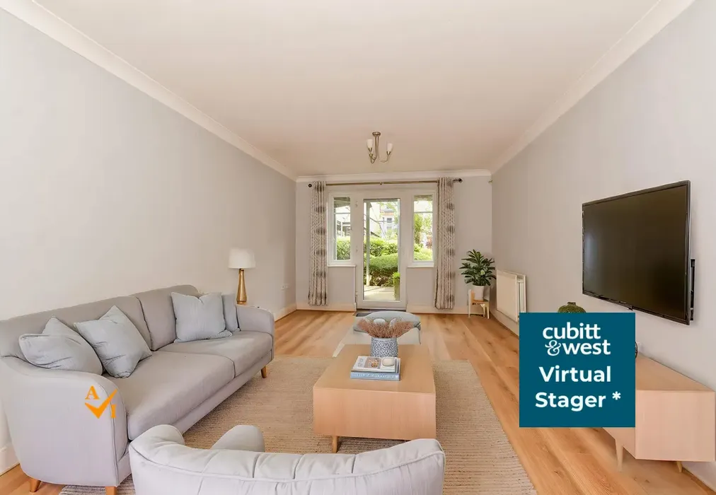 Lounge/Kitchen (Contemporary style) - Lumley Road, Horley, Surrey - Wards of Kent