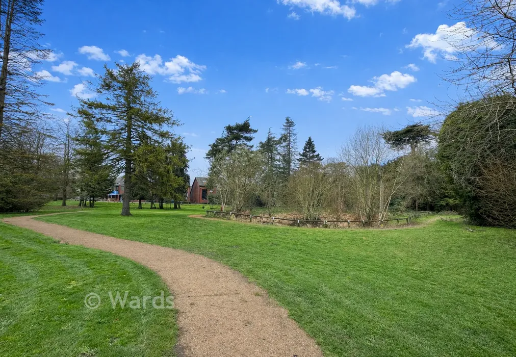 Surrounding Area. - Wills Crescent, West Malling, Kent - Wards of Kent