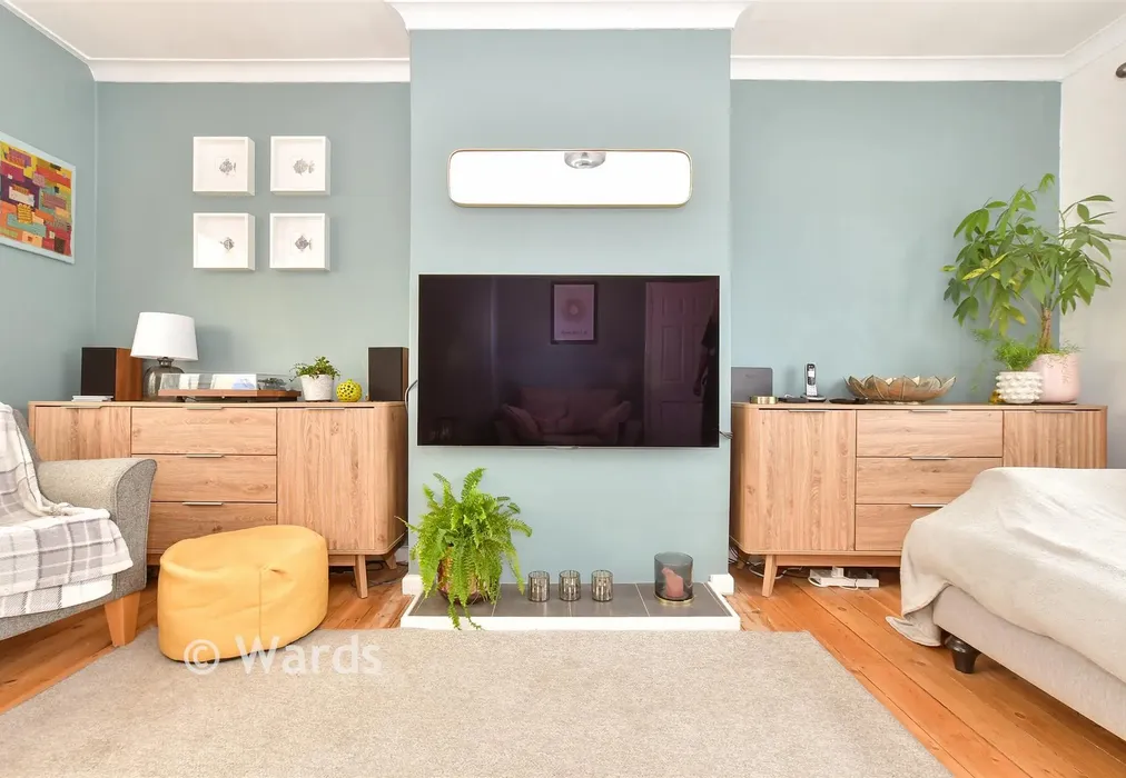 Internal Lifestyle Photograph - Norman Road, Whitstable, Kent - Wards of Kent