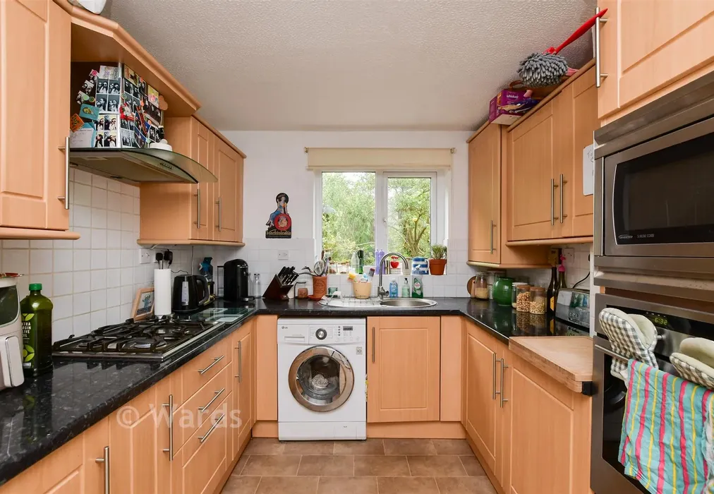 Kitchen - Hunting Gate, Birchington, Kent - Wards of Kent