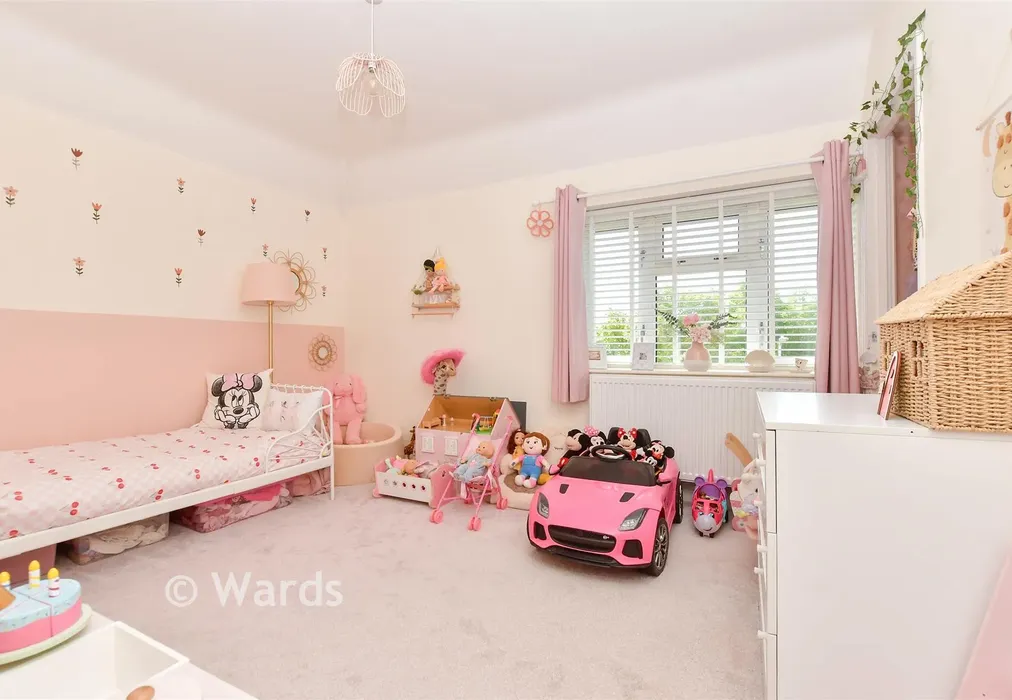 Bedroom 2 - Knights Way, Dover, Kent - Wards of Kent