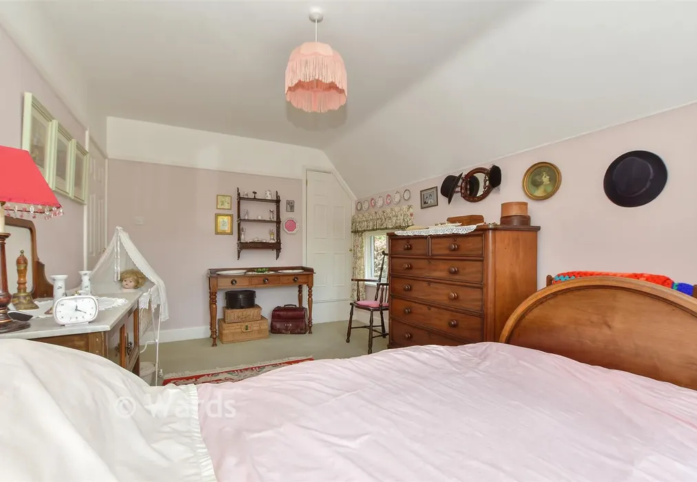 Bedroom 3 - Cherry Orchard, Tenterden, Kent - Wards of Kent
