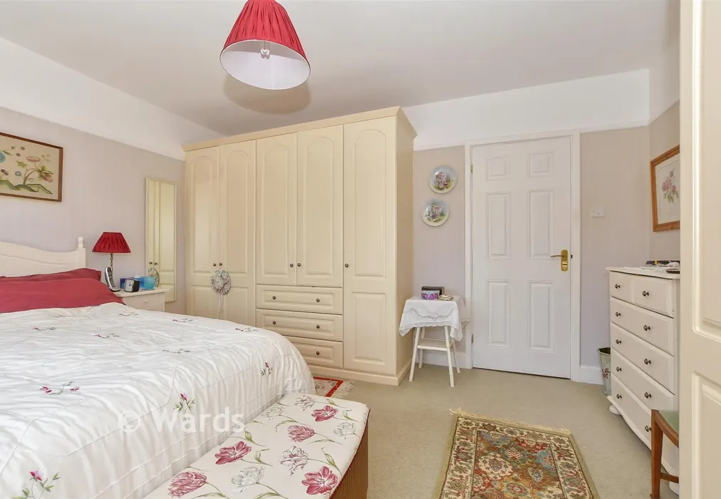 Bedroom 2 - Cherry Orchard, Tenterden, Kent - Wards of Kent