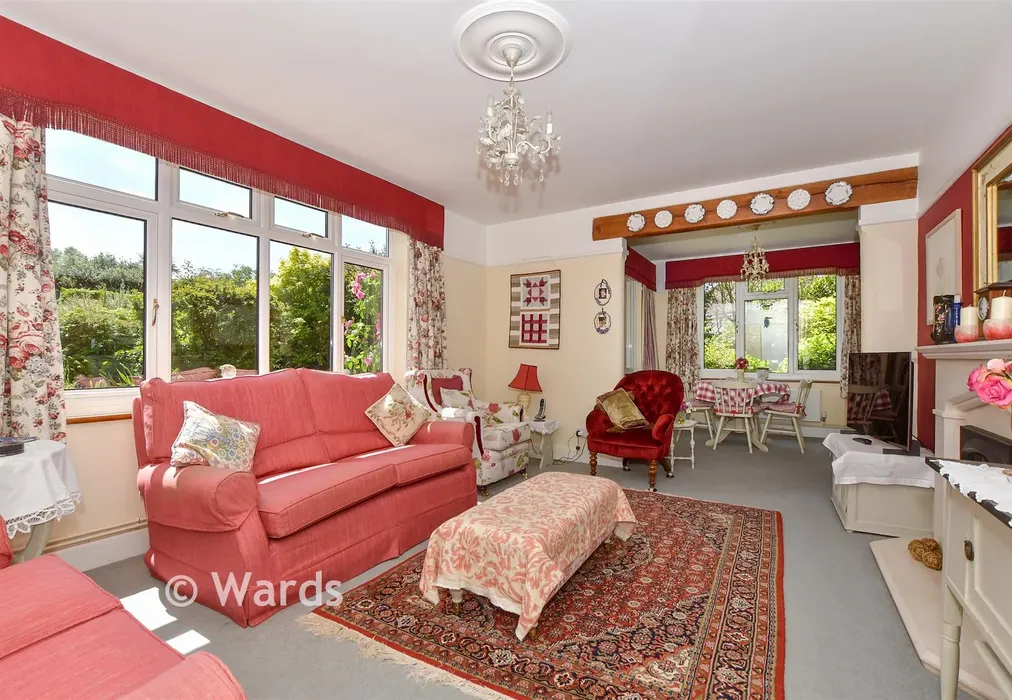 Lounge - Cherry Orchard, Tenterden, Kent - Wards of Kent