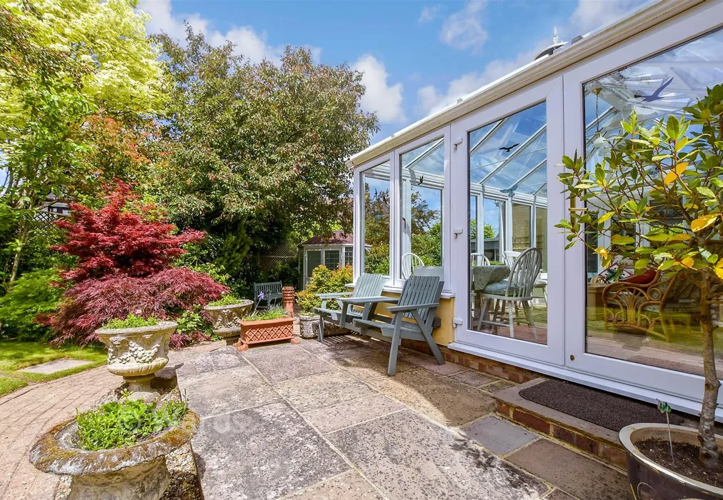 Patio / Decking - Cherry Orchard, Tenterden, Kent - Wards of Kent
