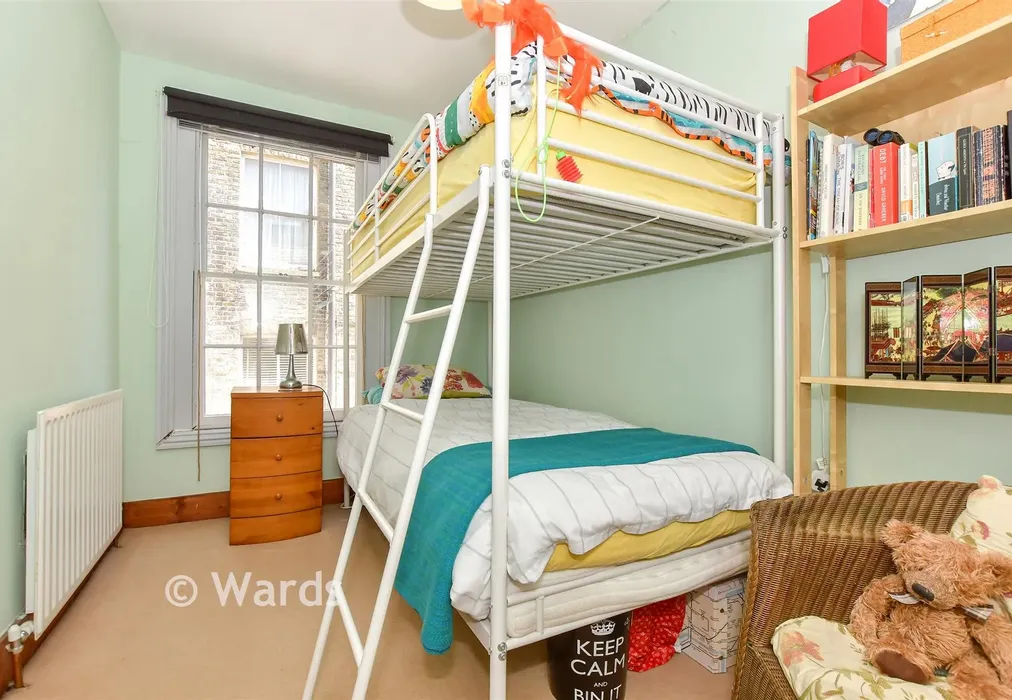 Bedroom 2 - East Cliff, Dover, Kent - Wards of Kent