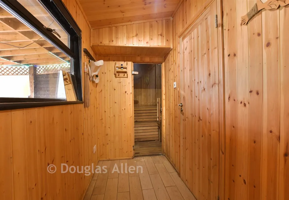Sauna - Hillview Avenue, Hornchurch, Essex - Wards of Kent