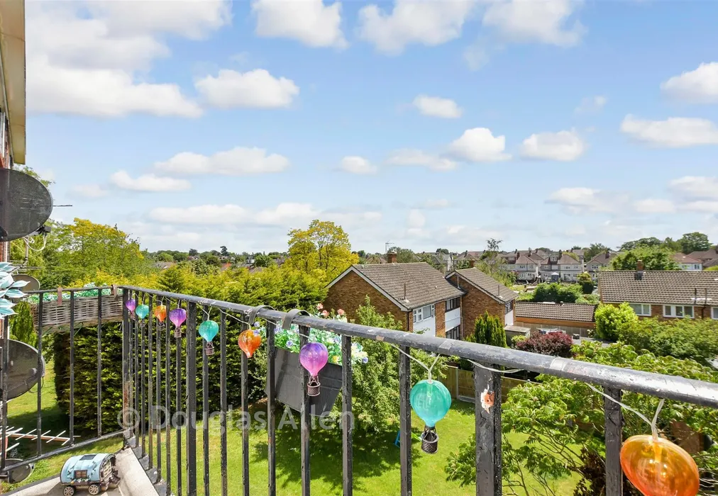 Balcony / Terrace - Victor Approach, Hornchurch, Essex - Wards of Kent