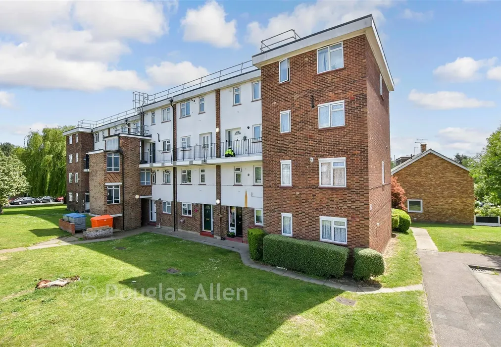 External (Web) - Victor Approach, Hornchurch, Essex - Wards of Kent