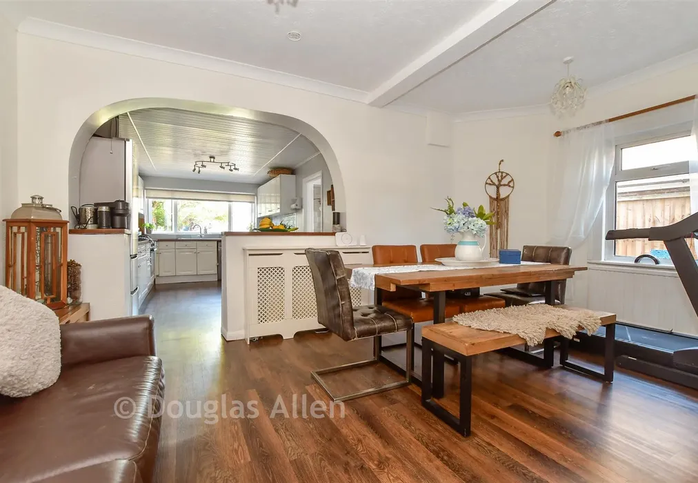 Dining Area - Sinclair Road, Chingford - Wards of Kent