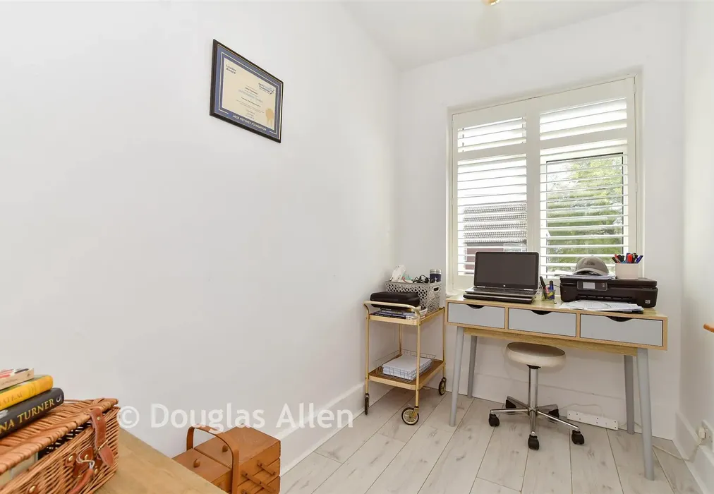 Bedroom 3 - Sinclair Road, Chingford - Wards of Kent