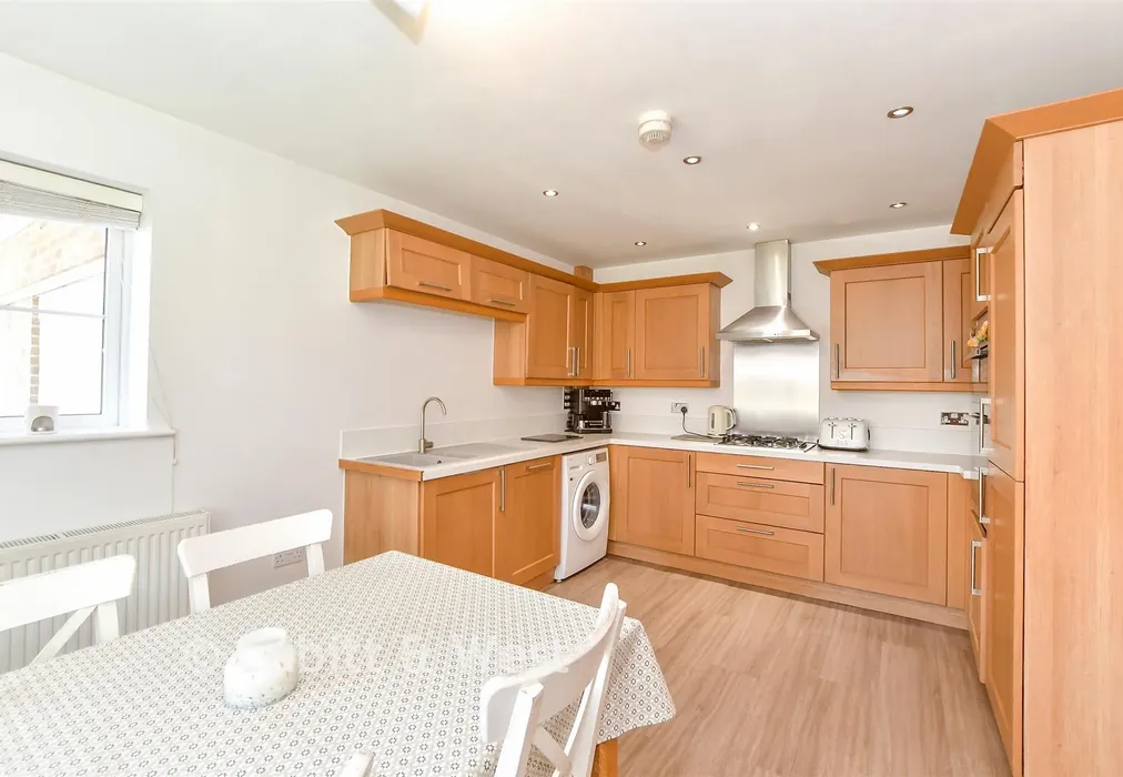 Kitchen/Diner - Hambledon Road, Waterlooville, Hampshire - Wards of Kent