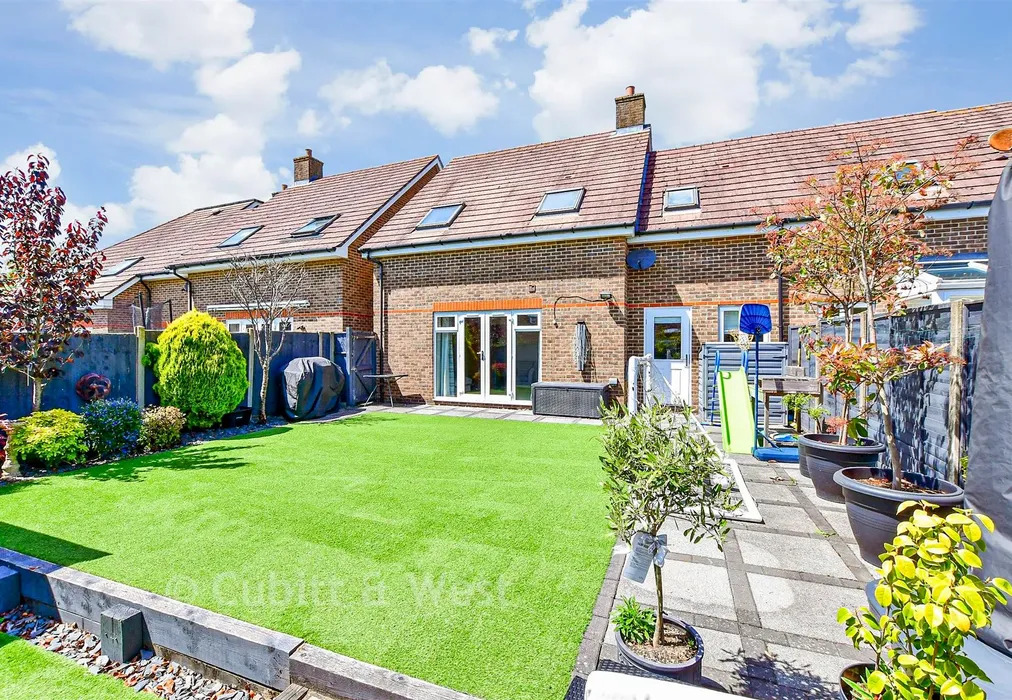 Rear Garden - Hambledon Road, Waterlooville, Hampshire - Wards of Kent