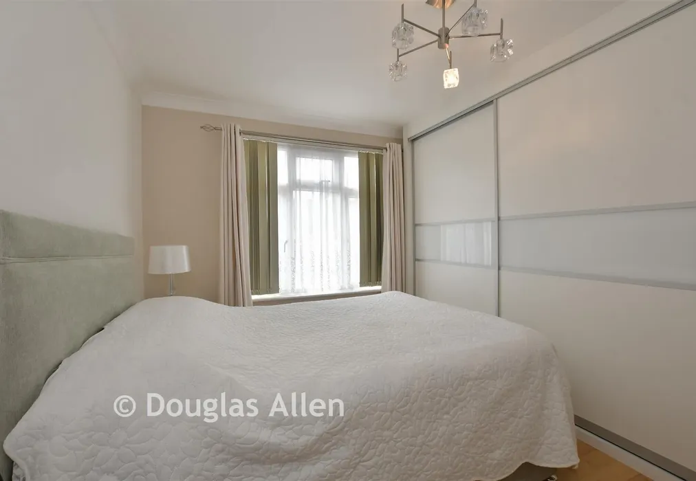 Bedroom 1 - Laurel Avenue, Wickford, Essex - Wards of Kent