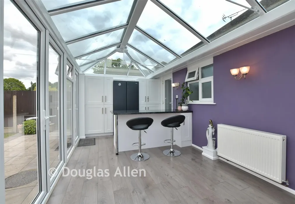 Conservatory - Laurel Avenue, Wickford, Essex - Wards of Kent