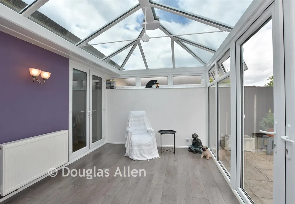 Conservatory - Laurel Avenue, Wickford, Essex - Wards of Kent