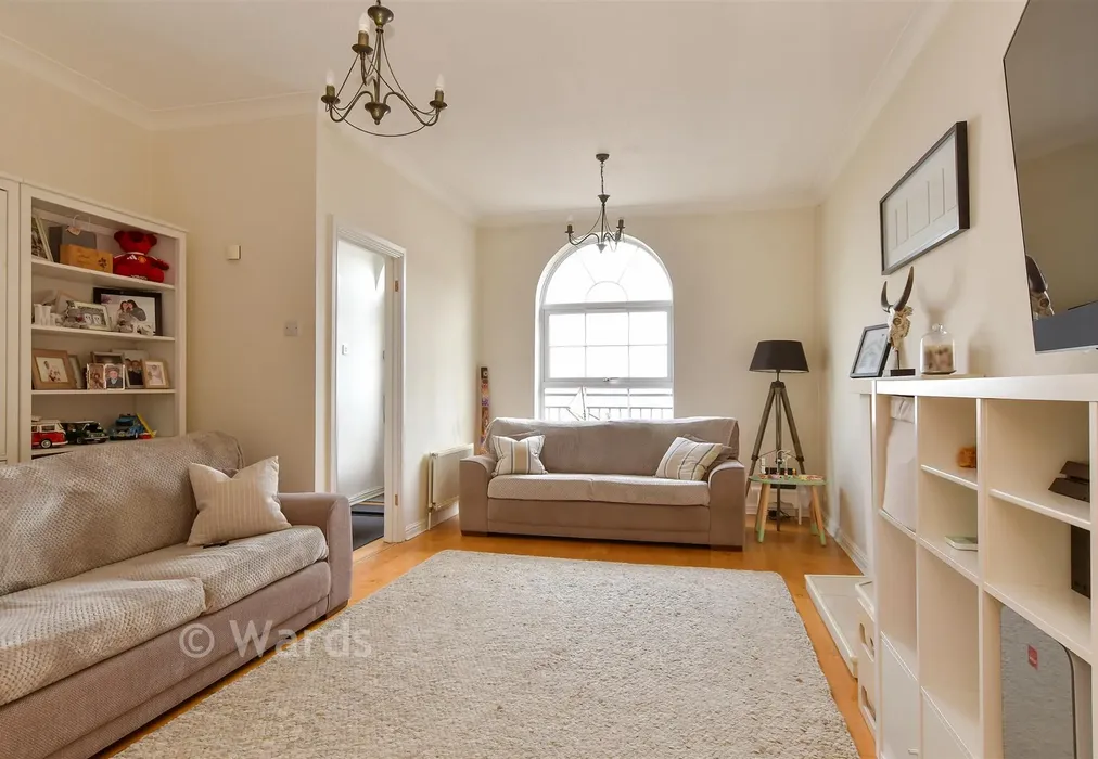 Lounge - Frobisher Way, Greenhithe, Kent - Wards of Kent